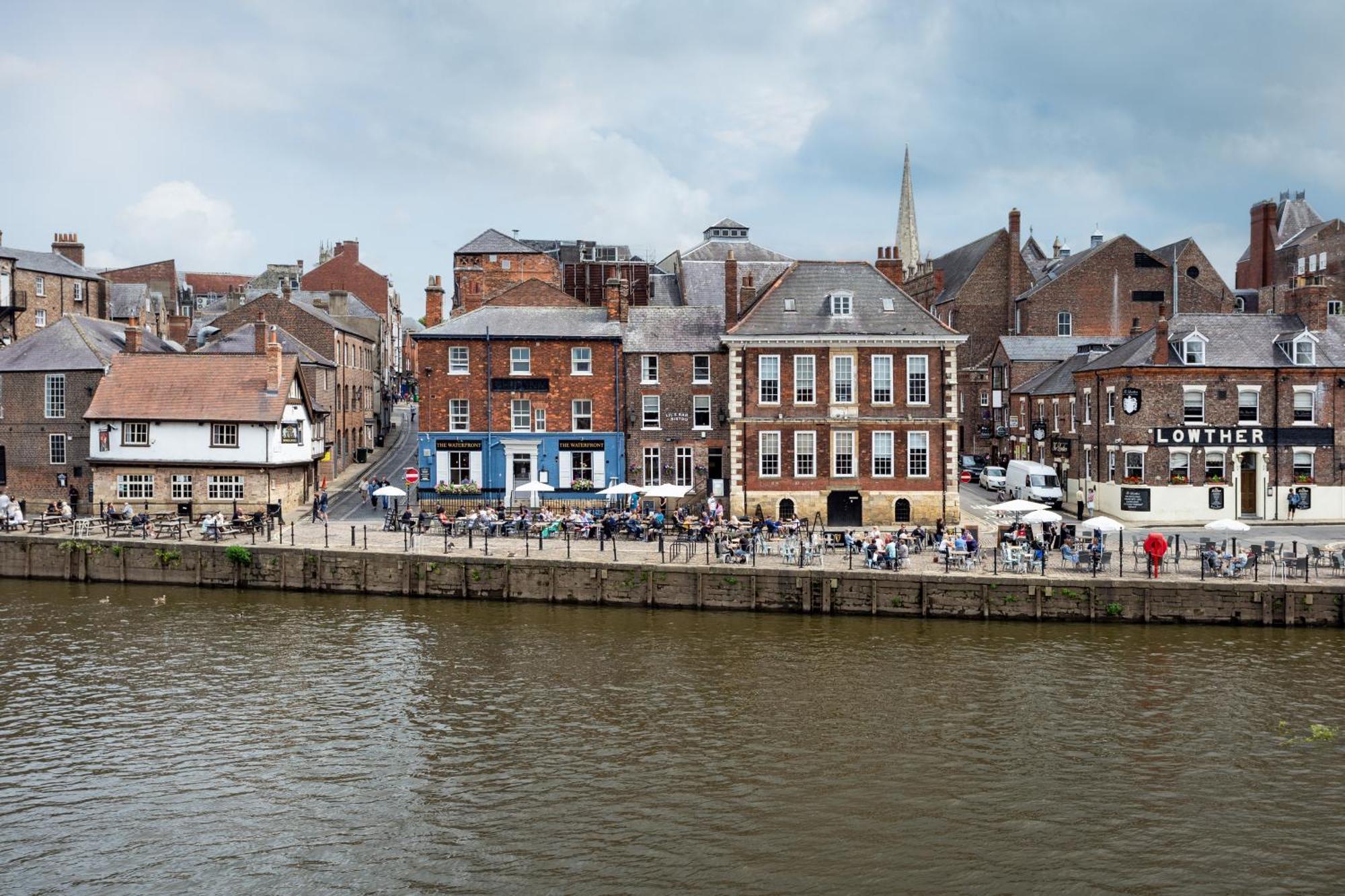 Luxury Apartment Woodsmill View - On The River - With Balcony - Recently Refurbished York Exterior foto