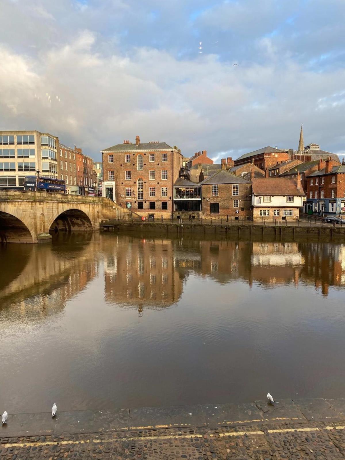 Luxury Apartment Woodsmill View - On The River - With Balcony - Recently Refurbished York Exterior foto